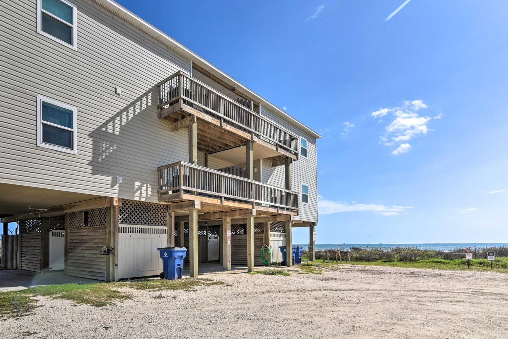 Surfside Beach Retreat With Deck And Ocean Views Zewnętrze zdjęcie